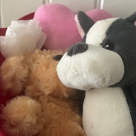 Plush Dog Toy Bouquet - Red Heart with Pink and Brown Plushes - Picture 2 of 2